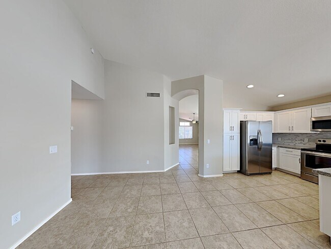 Building Photo - 9211 W Villa Rita Dr