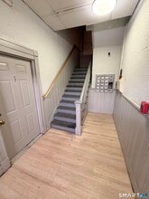 Building Photo - 197 S Leonard St