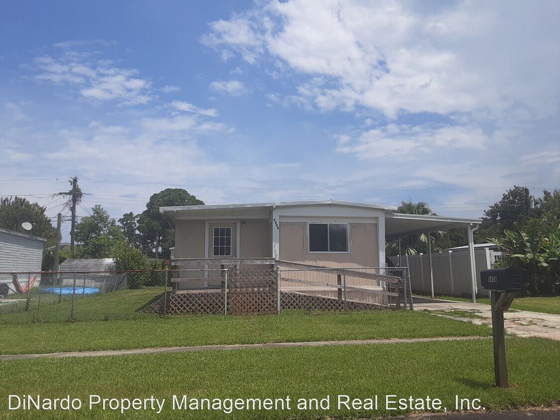 3 br, 1.5 bath House 5408 Barhydt Ave House Rental in Port Orange