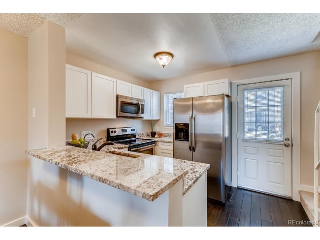 Photo - 1681 S Blackhawk Way Townhome