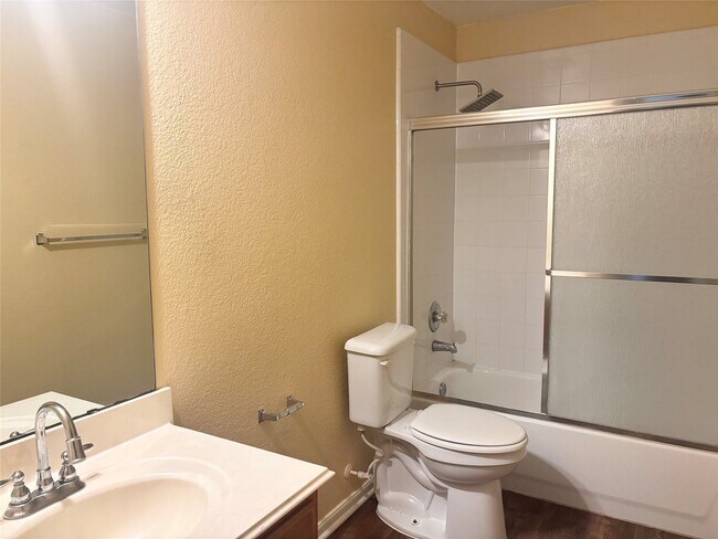 Foto del edificio - 19119 Siril Dr