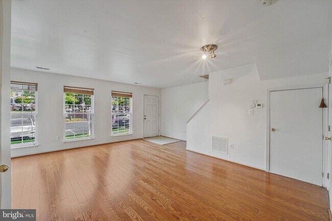 Foto del edificio - 14844 Edman Cir