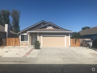 Building Photo - 1032 Wood Hollow Cir