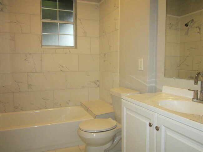 Foto del edificio - 3217 Winbern St