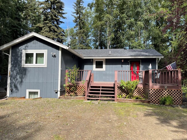 Building Photo - Pet Friendly 3 Bed / 2 Bath w/ woodstove &...