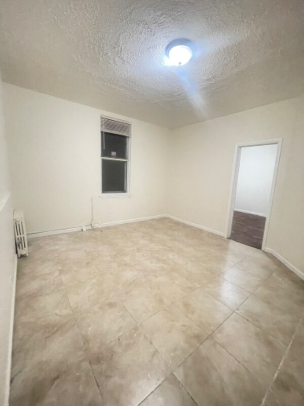 1061 E 92nd St Unit 2, Brooklyn, NY 11236 Room for Rent in Brooklyn