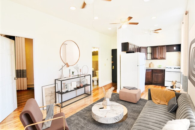 Building Photo - 301 W 151st St