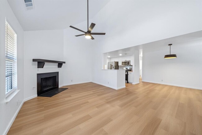 Building Photo - 8002 Dowling Cove