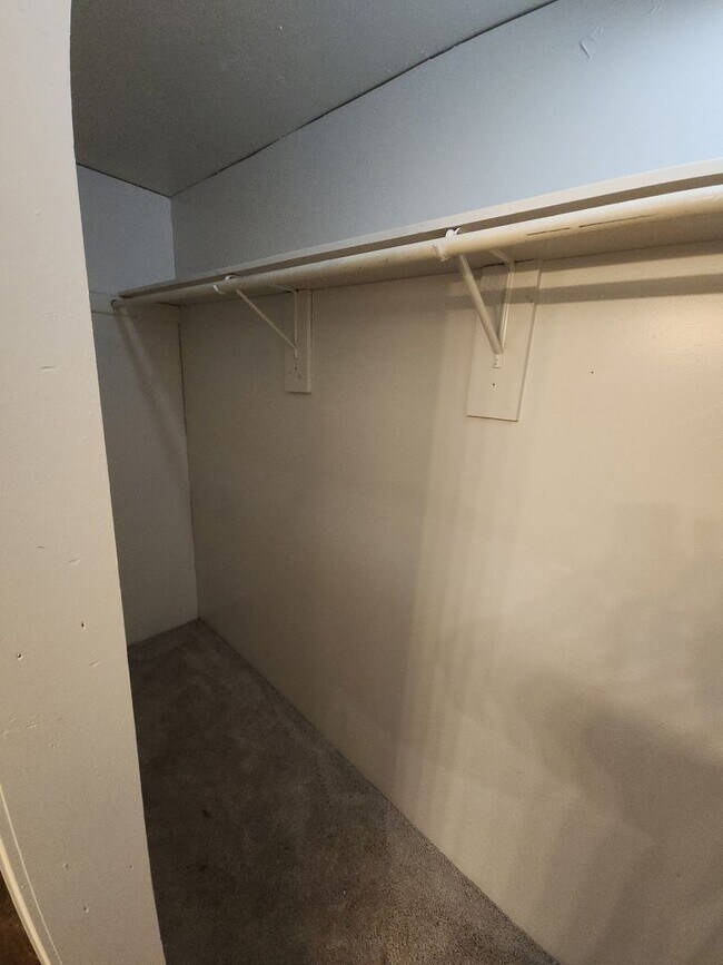 Foto del edificio - Affordable 3-bedroom, 2-bathroom