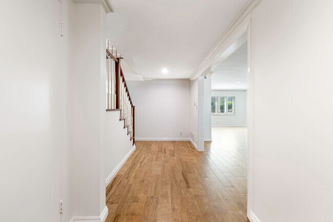 Building Photo - 4456 Candleberry Ave