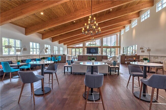 Building Photo - 312 Rend Dr