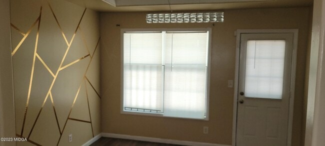Building Photo - 225 Bradstone Cir
