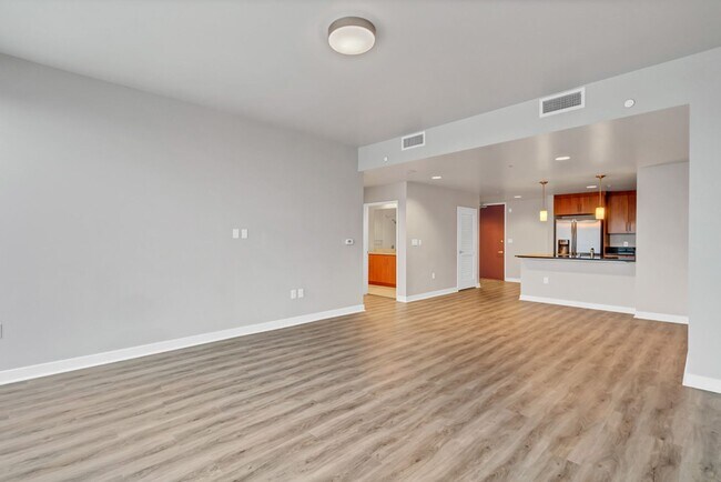 Foto del edificio - Gorgeous 1 Bedroom Condo for Rent at Axis ...