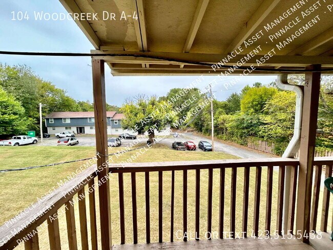 Foto del edificio - 104 Woodcreek Rd