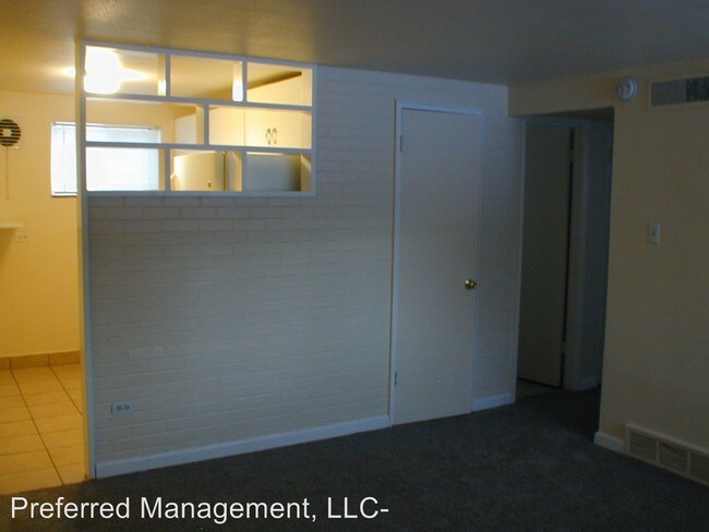 Building Photo - 1507 Hot Springs Ave