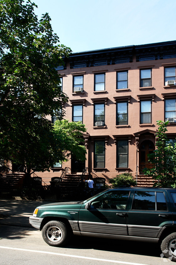 Primary Photo - 376 3rd St