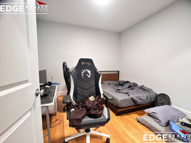 Foto del edificio - 33 Murdock St