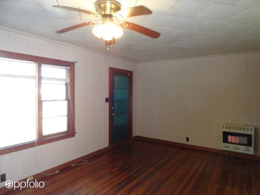 Foto del edificio - 1202 Randall Ave