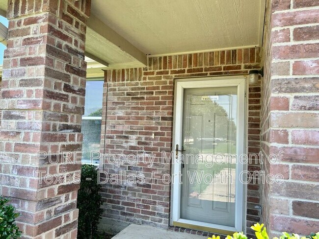 Foto del edificio - 1412 Sunflower Ct
