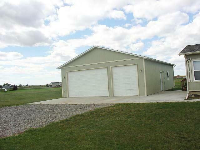 Foto del edificio - 4 bedroom in Shepherd MT 59079
