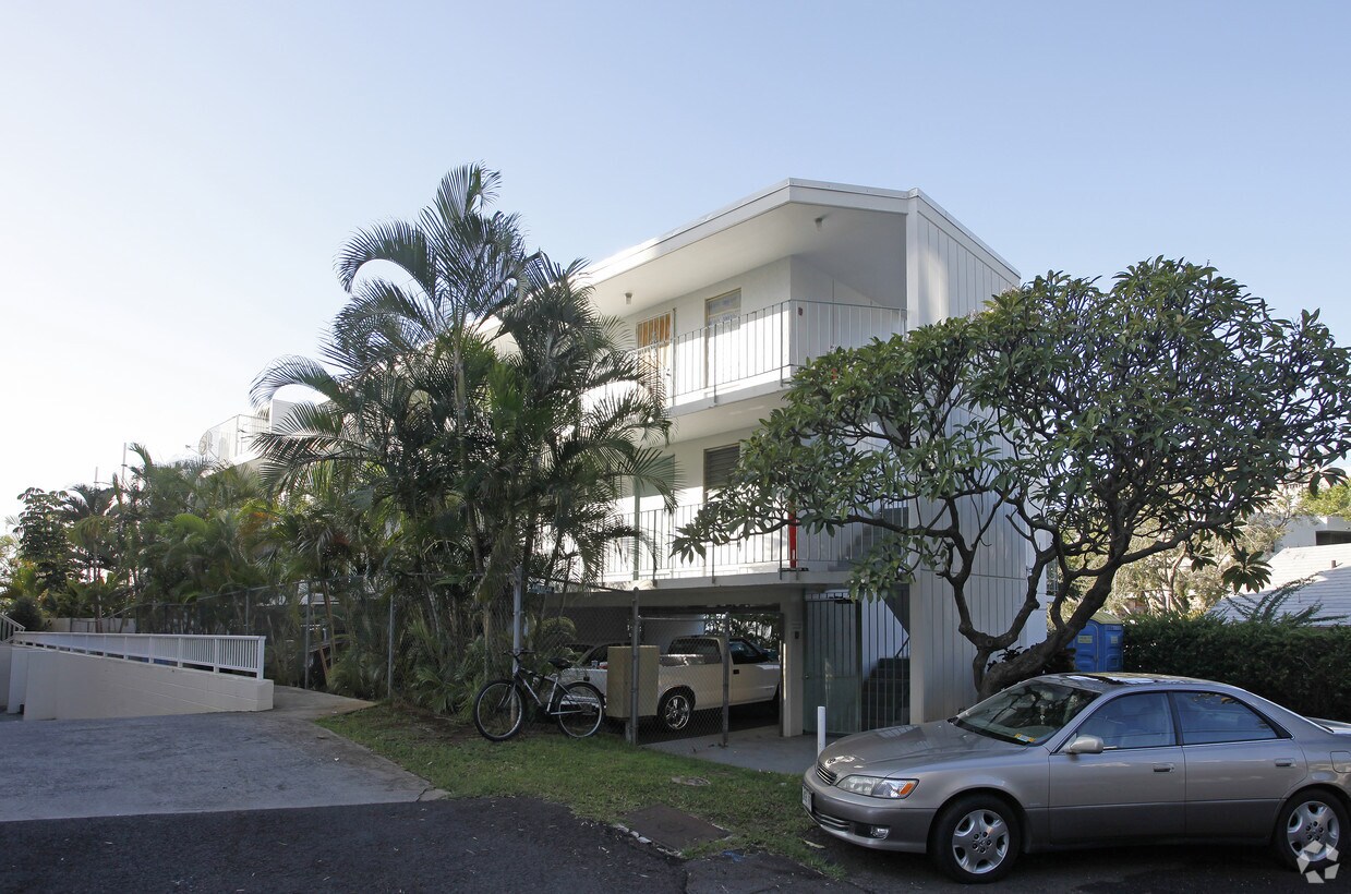 Primary Photo - 1019 Maunaihi Pl