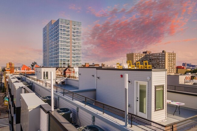 Foto del edificio - 1338 N 15th St