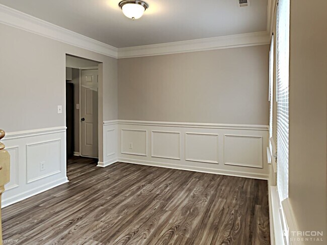 Building Photo - 5032 Wicklow Dr