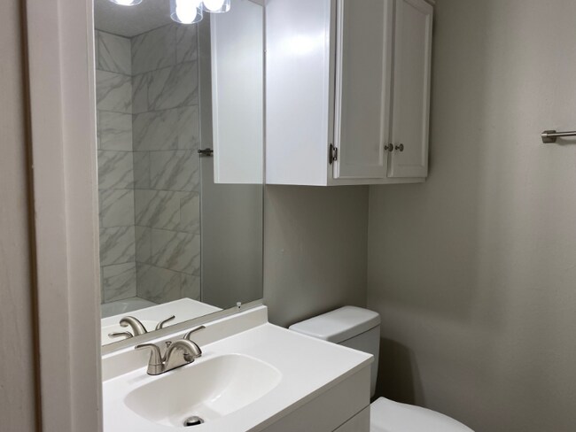 Foto del edificio - 4903 Sanderson Ln