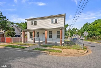 Building Photo - 138 Maryland Park Dr