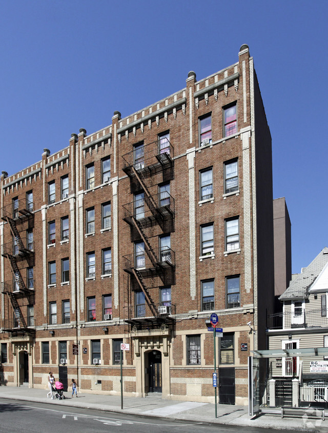 Building Photo - 2357 Crotona Avenue