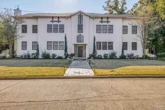 Building Photo - 1515 E Lakeview Ave