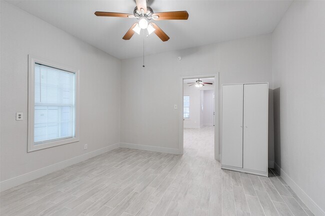 Building Photo - 7133 Avenue C