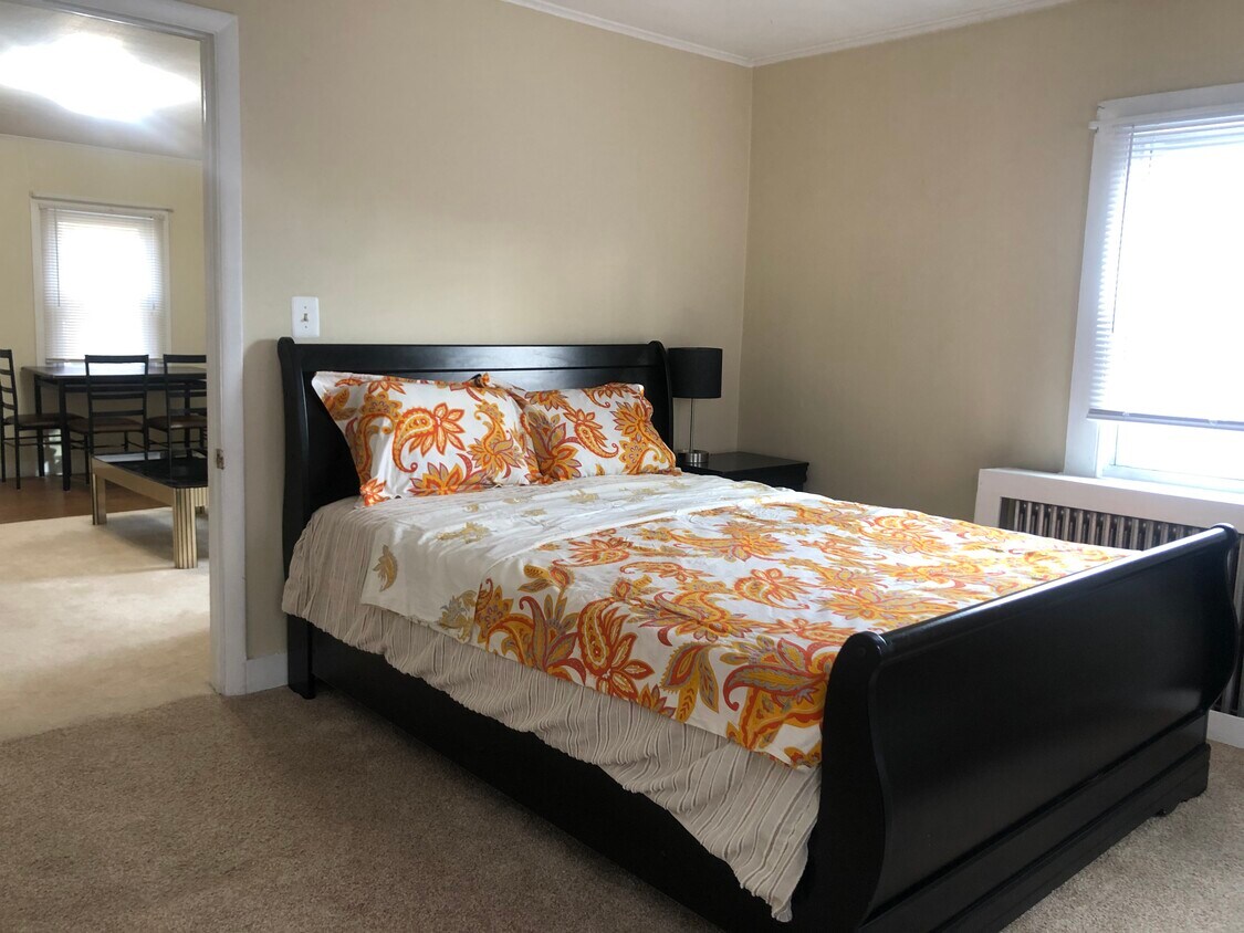 Foto principal - 67 Marble Ave