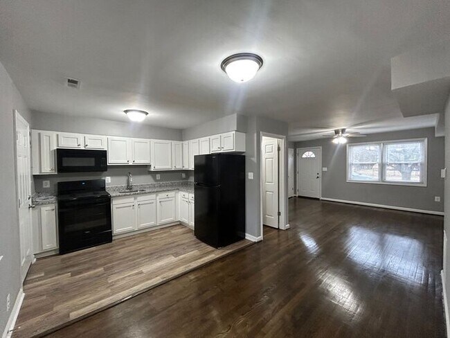 Foto del edificio - 3 Bedroom Middle River