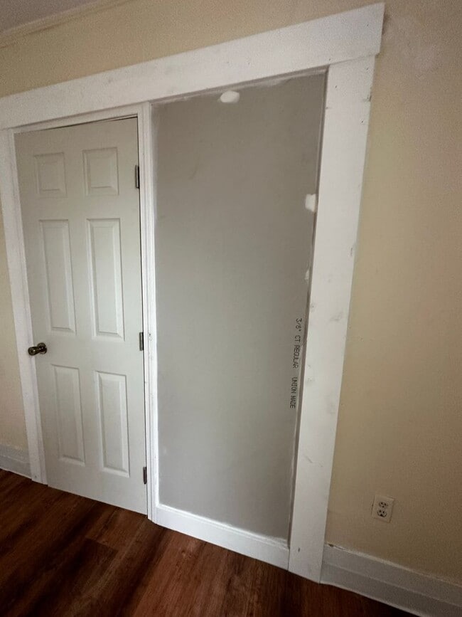 Photo - 26-28 Monroe Street Apartment