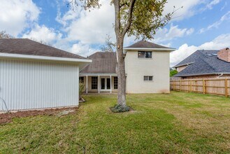 Building Photo - 1703 Plantation Dr