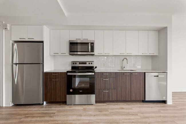 Foto del edificio - 280 Western Ave (Offboarding)