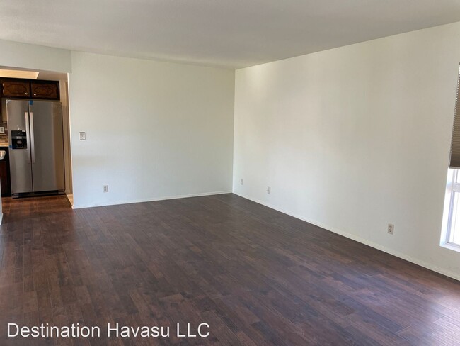 Building Photo - 3 br, 2 bath House - 185 N Acoma Blvd
