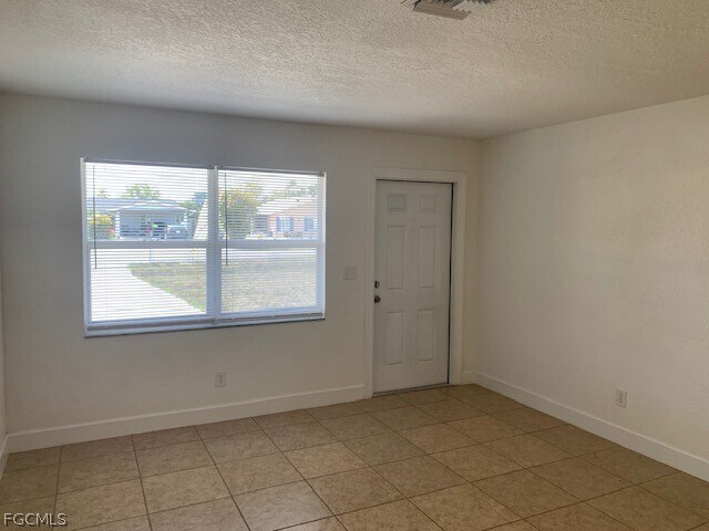 Foto del edificio - 11298 Summerwinds Ct