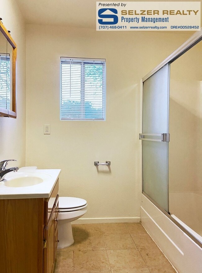 Building Photo - 6149 N State St