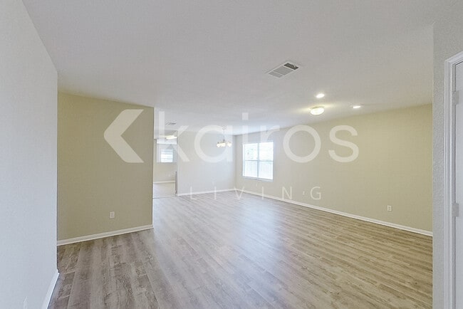 Building Photo - 3601 Starfish Dr