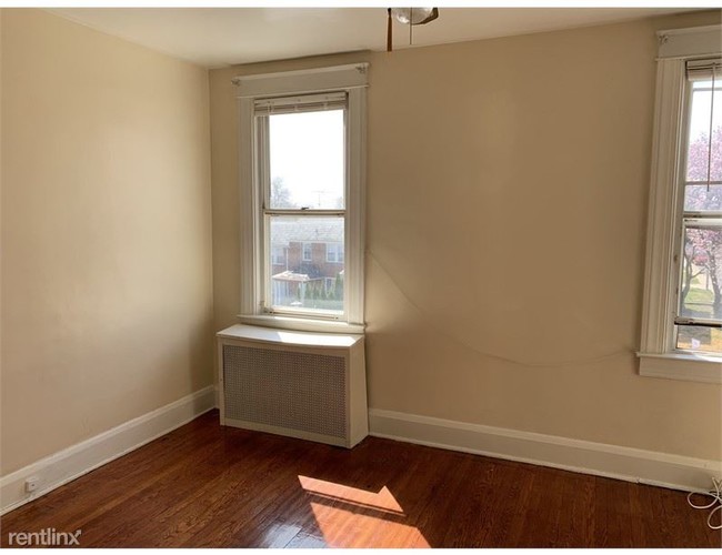 Building Photo - 3 br, 1.5 bath House - 518 Winston Ave