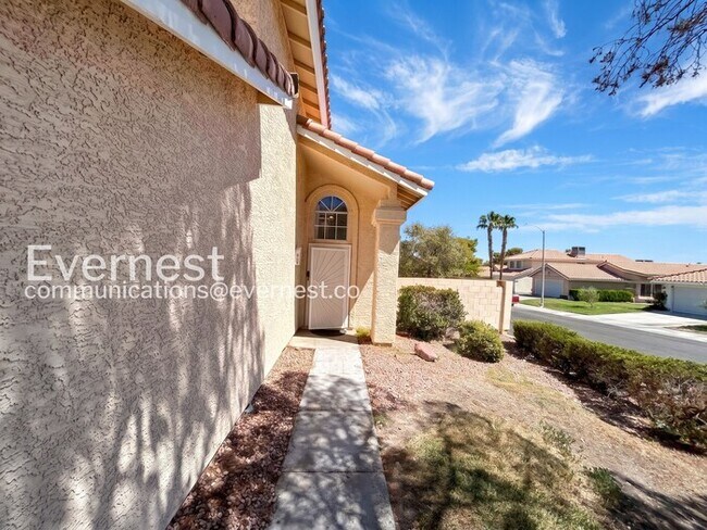 Foto del edificio - 2802 Prickley Pear Dr