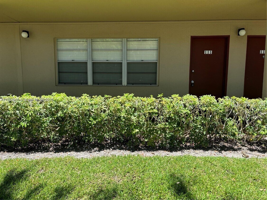 Primary Photo - 13475 SW 9th St