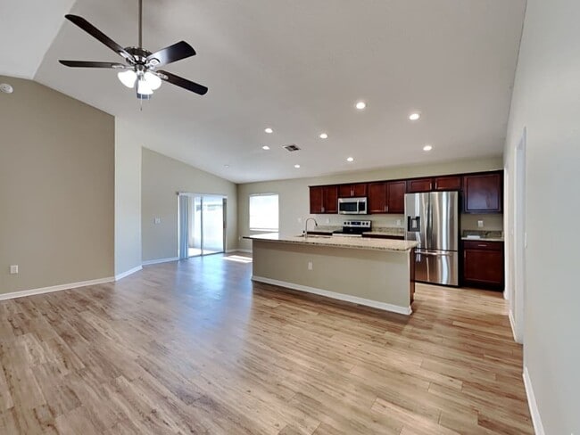 Foto del edificio - 938 Blue Tide Ln
