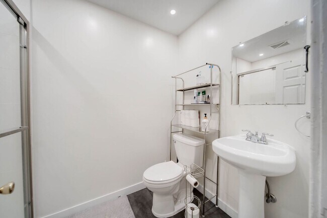 Foto del edificio - 5 Bedroom Right off of High St - OSU Campus