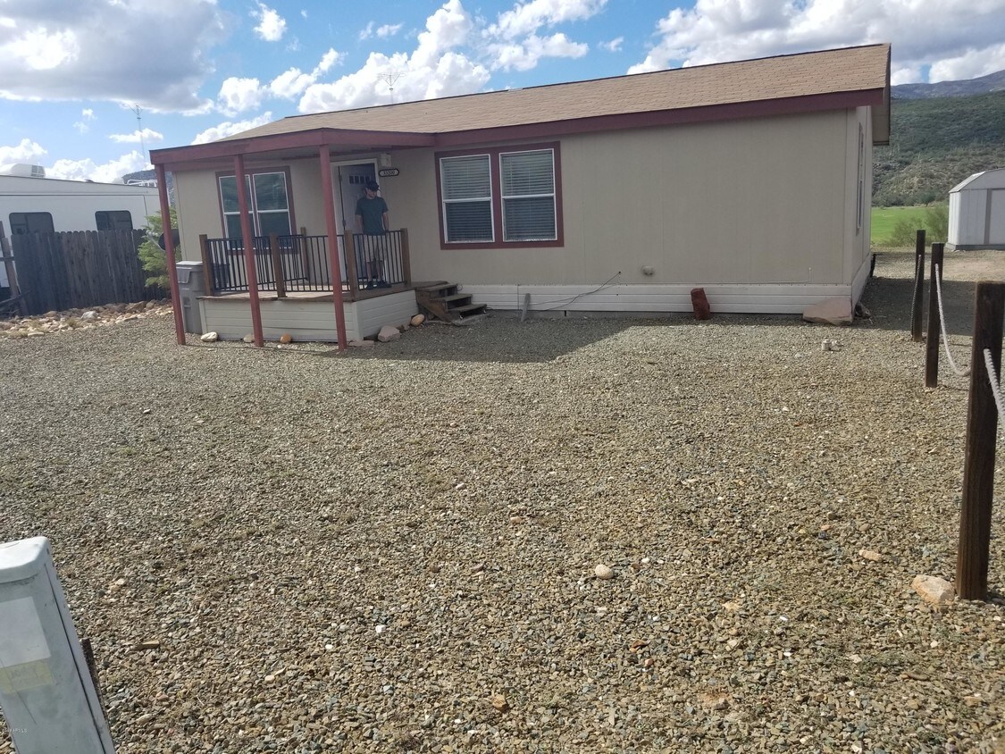 Foto principal - 33200 Thompson Rd