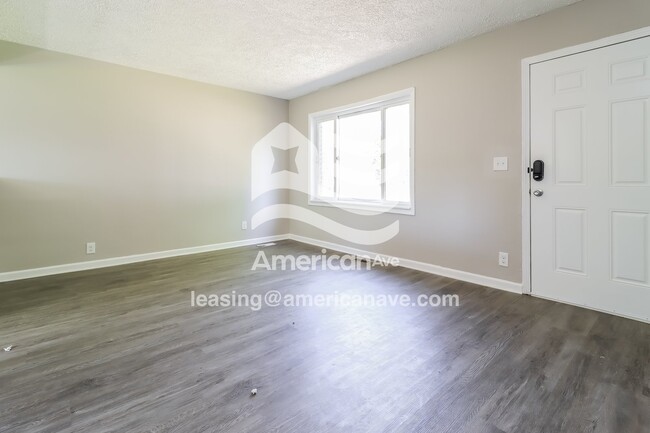 Foto del edificio - 4312 Moore St