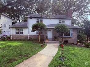Building Photo - 414 Heathcote Ave