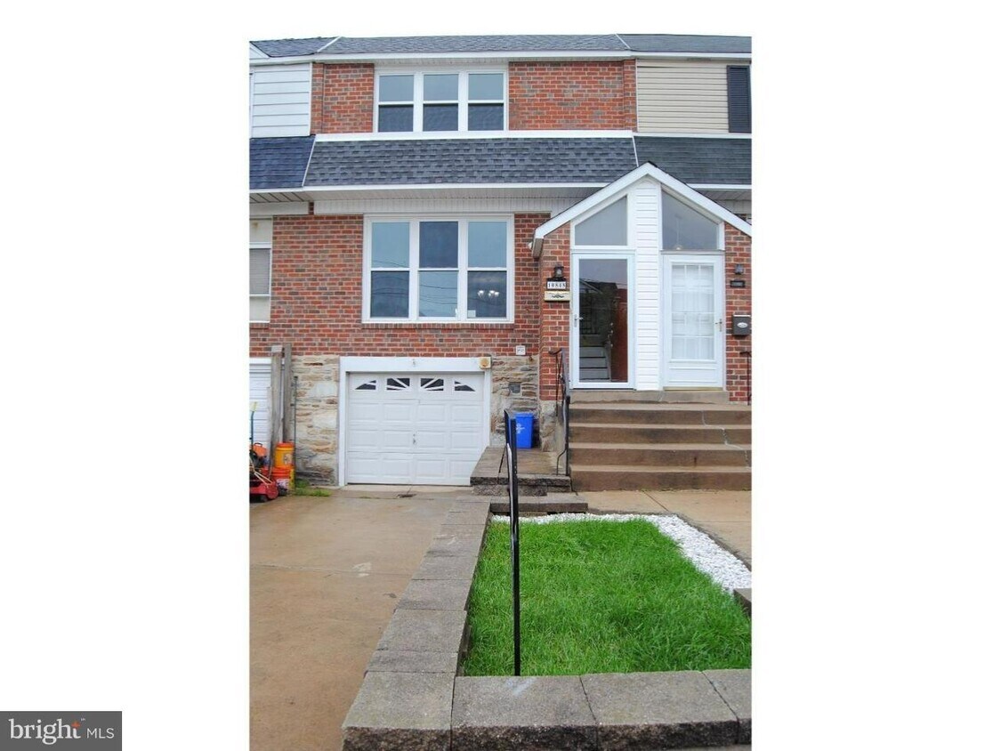10848 Modena Dr, Philadelphia, PA 19154 Townhome Rentals in Philadelphia PA